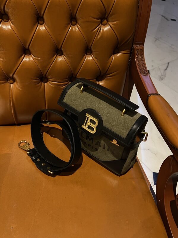 Balmain original single Women's Bag-23cm with original box free shipping