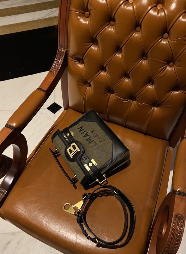 Balmain original single Women's Bag-23cm with original box free shipping