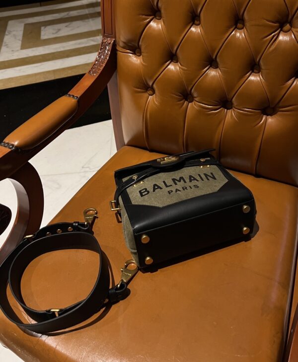 Balmain original single Women's Bag-23cm with original box free shipping