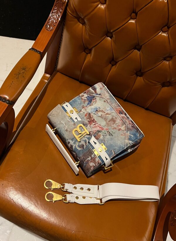 Balmain original single Women's Bag-23cm with original box free shipping