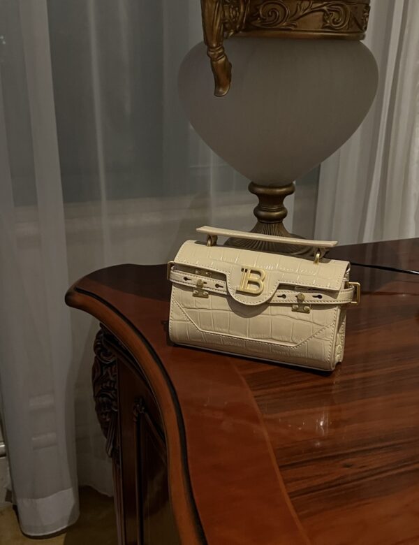 Balmain original single cowhide genuine leather crocodile pattern  Women's Bag-19cm with original box free shipping