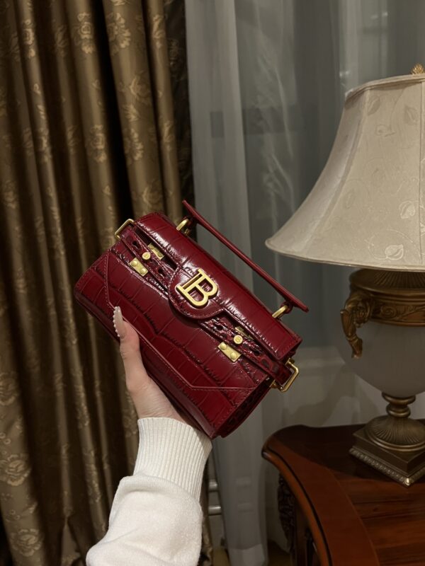 Balmain original single cowhide genuine leather crocodile pattern  Women's Bag-19cm with original box free shipping