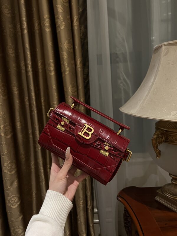 Balmain original single cowhide genuine leather crocodile pattern  Women's Bag-19cm with original box free shipping