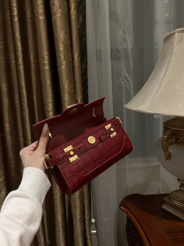 Balmain original single cowhide genuine leather crocodile pattern  Women's Bag-19cm with original box free shipping