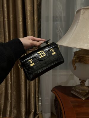Balmain original single cowhide genuine leather crocodile pattern  Women's Bag-19cm with original box free shipping