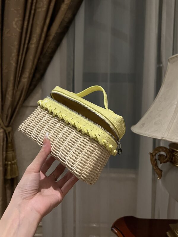 New! Loro Piana  Small-Size Rattan Bag, Global Limited Edition -L19cm with original box free shipping