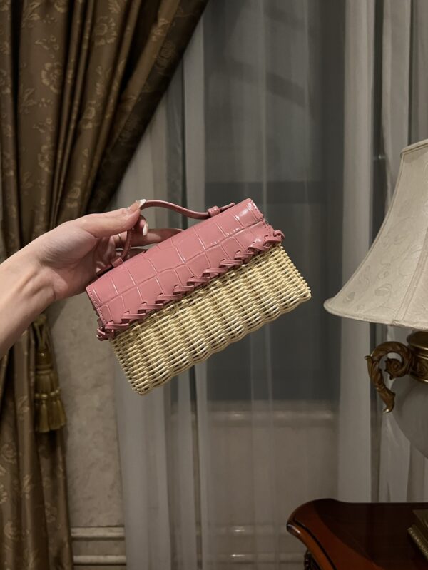 New! Loro Piana  Small-Size Rattan Bag, Global Limited Edition -L19cm with original box free shipping