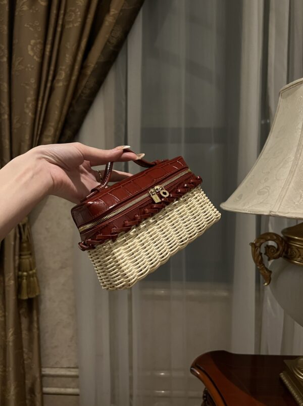 New! Loro Piana  Small-Size Rattan Bag, Global Limited Edition -L19cm with original box free shipping