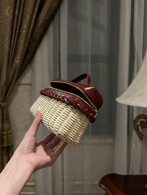 New! Loro Piana  Small-Size Rattan Bag, Global Limited Edition -L19cm with original box free shipping