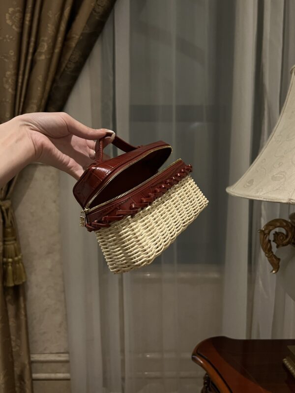 New! Loro Piana  Small-Size Rattan Bag, Global Limited Edition -L19cm with original box free shipping
