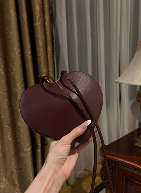 ALAlA LE CEUR The most popular heart-shaped bag -L21cm with original box free shipping