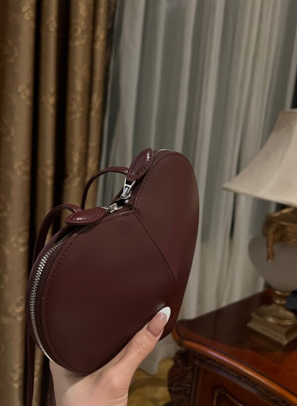 ALAlA LE CEUR The most popular heart-shaped bag -L21cm with original box free shipping