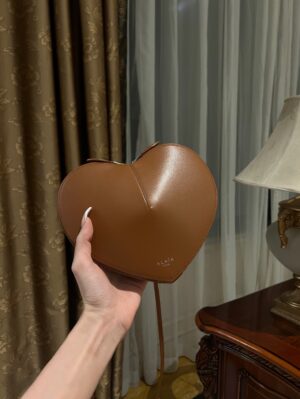 ALAlA LE CEUR The most popular heart-shaped bag -L21cm with original box free shipping