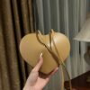 ALAlA LE CEUR The most popular heart-shaped bag -L21cm with original box free shipping