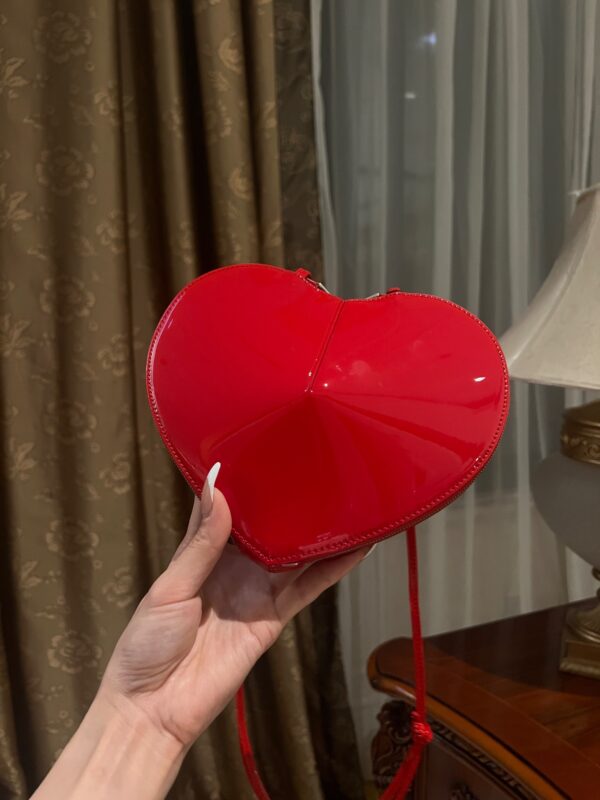 ALAlA LE CEUR The most popular heart-shaped bag -L21cm with original box free shipping