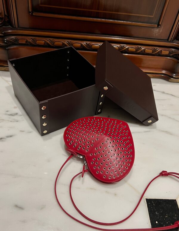 ALAlA LE CEUR The most popular heart-shaped bag -L21cm with original box free shipping