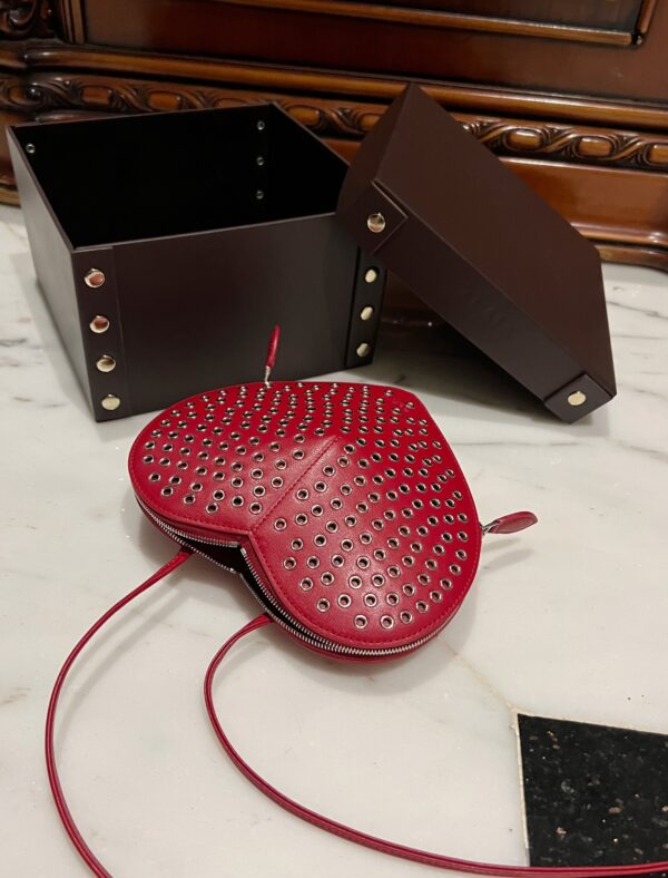 ALAlA LE CEUR The most popular heart-shaped bag -L21cm with original box free shipping