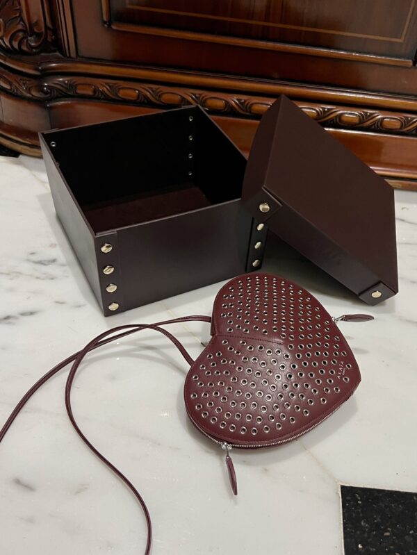 ALAlA LE CEUR The most popular heart-shaped bag -L21cm with original box free shipping