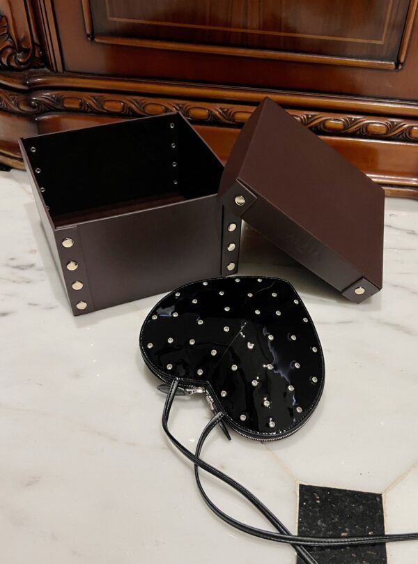 ALAlA LE CEUR The most popular heart-shaped bag -L21cm with original box free shipping