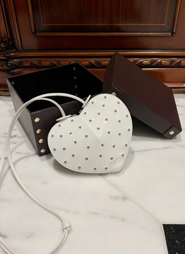 ALAlA LE CEUR The most popular heart-shaped bag -L21cm with original box free shipping