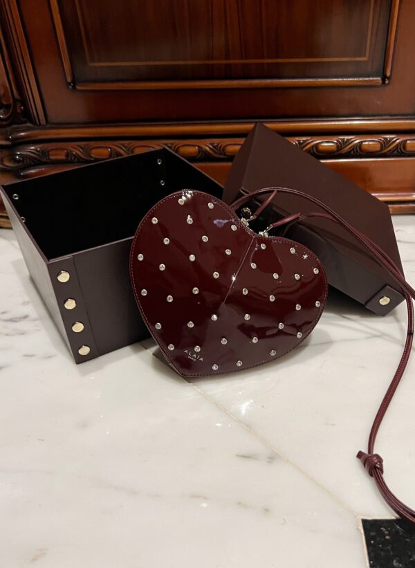 ALAlA LE CEUR The most popular heart-shaped bag -L21cm with original box free shipping