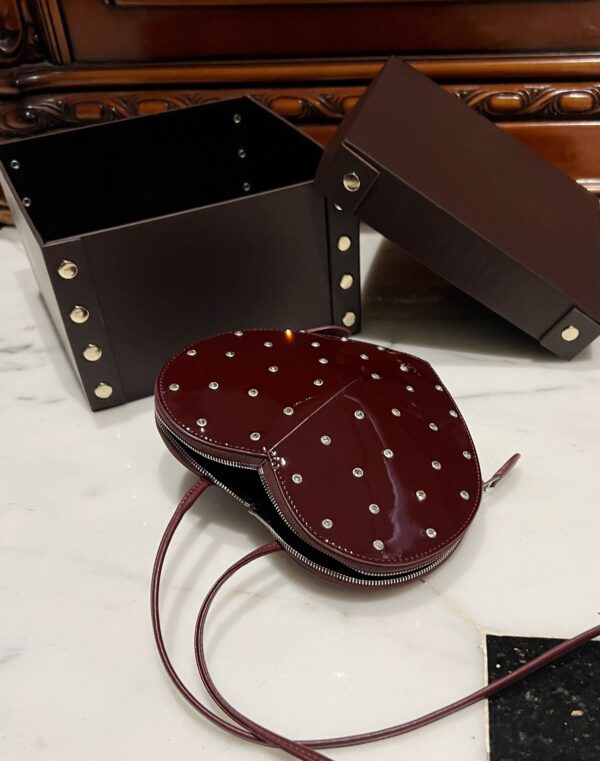 ALAlA LE CEUR The most popular heart-shaped bag -L21cm with original box free shipping