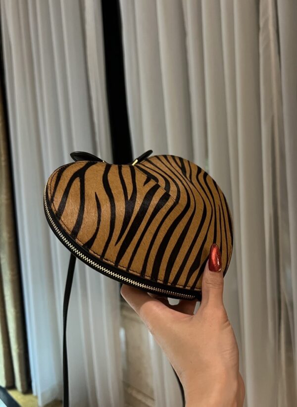 ALAlA LE CEUR The most popular heart-shaped bag -L21cm with original box free shipping