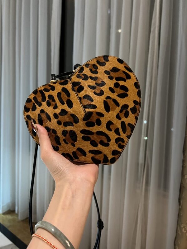 ALAlA LE CEUR The most popular heart-shaped bag -L21cm with original box free shipping