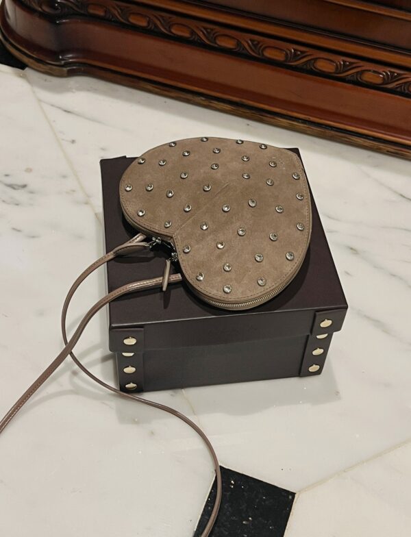 ALAlA LE CEUR The most popular heart-shaped bag -L21cm with original box free shipping