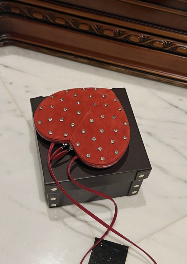ALAlA LE CEUR The most popular heart-shaped bag -L21cm with original box free shipping