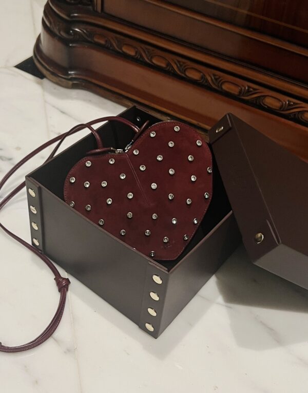 ALAlA LE CEUR The most popular heart-shaped bag -L21cm with original box free shipping