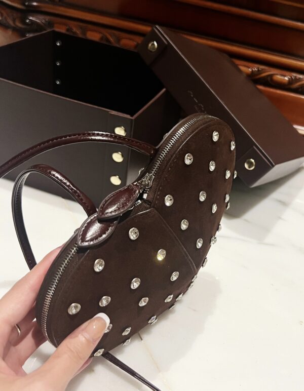 ALAlA LE CEUR The most popular heart-shaped bag -L21cm with original box free shipping