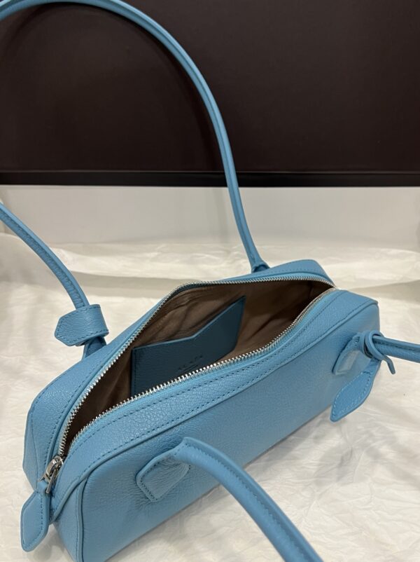 Alaia Le Teckel Dachshund Bag -27cm with original box free shipping