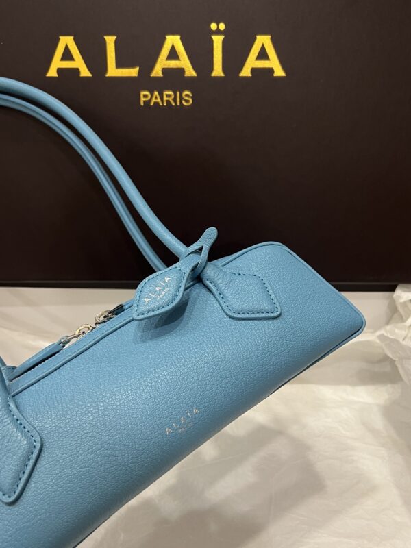 Alaia Le Teckel Dachshund Bag -27cm with original box free shipping