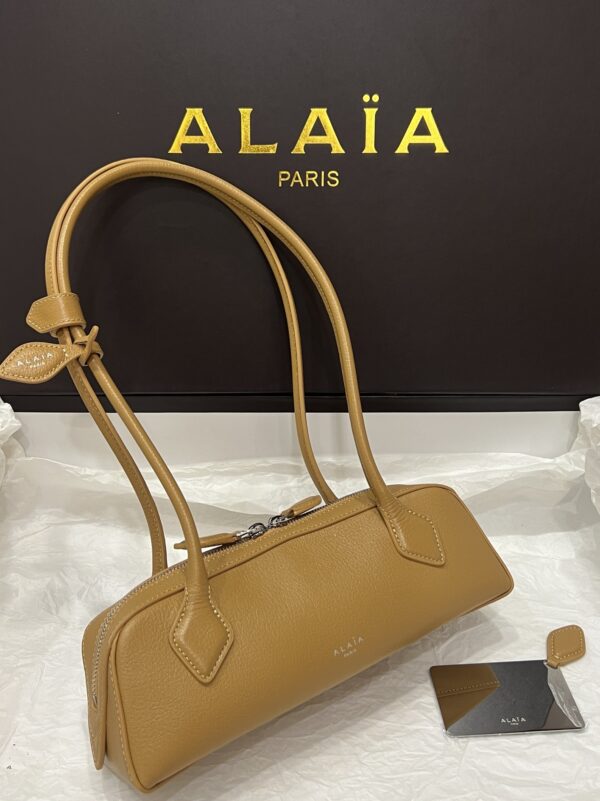 Alaia Le Teckel Dachshund Bag -27cm with original box free shipping