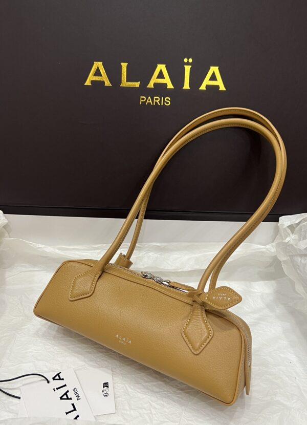 Alaia Le Teckel Dachshund Bag -27cm with original box free shipping