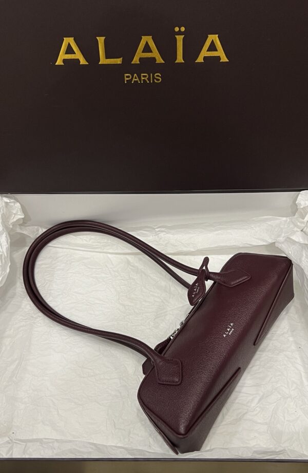 Alaia Le Teckel Dachshund Bag -27cm with original box free shipping