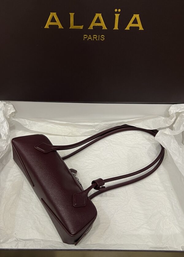 Alaia Le Teckel Dachshund Bag -27cm with original box free shipping
