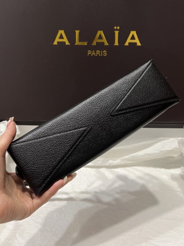 Alaia Le Teckel Dachshund Bag -L27cm with original box free shipping