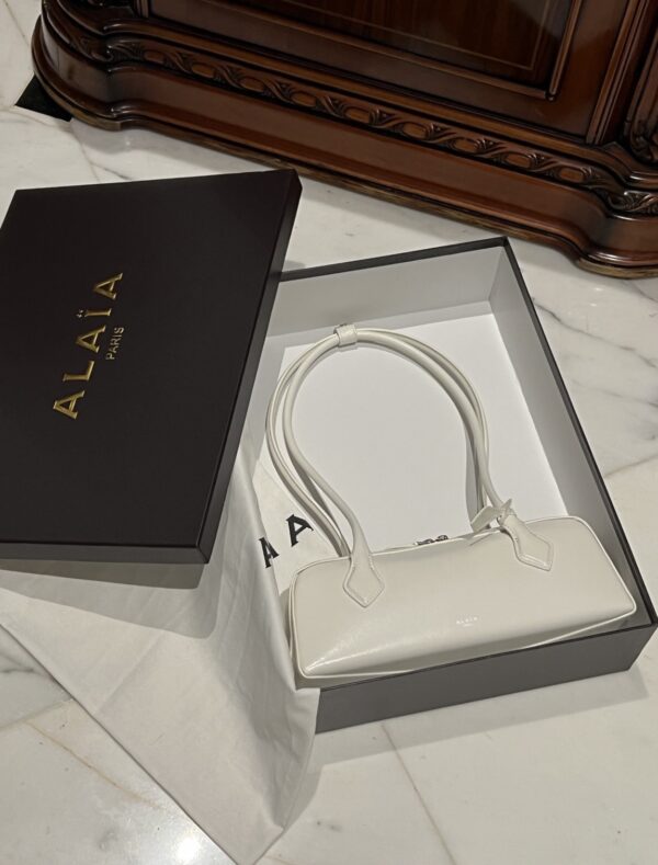 Alaia Le Teckel Dachshund Bag -33cm with original box free shipping
