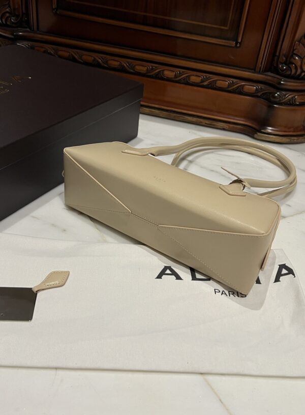 Alaia Le Teckel Dachshund Bag -33cm with original box free shipping
