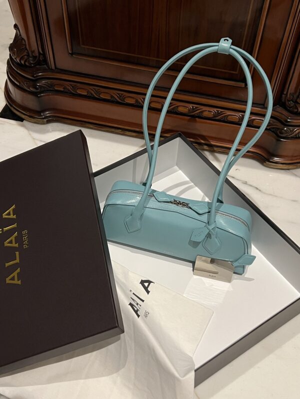 Alaia Le Teckel Dachshund Bag -33cm with original box free shipping