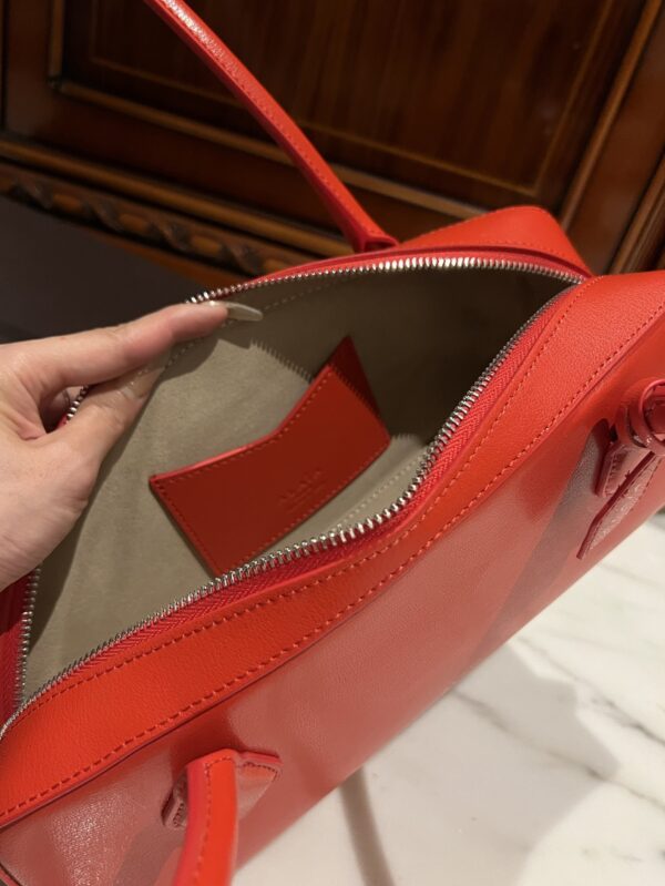 Alaia Le Teckel Dachshund Bag -33cm with original box free shipping