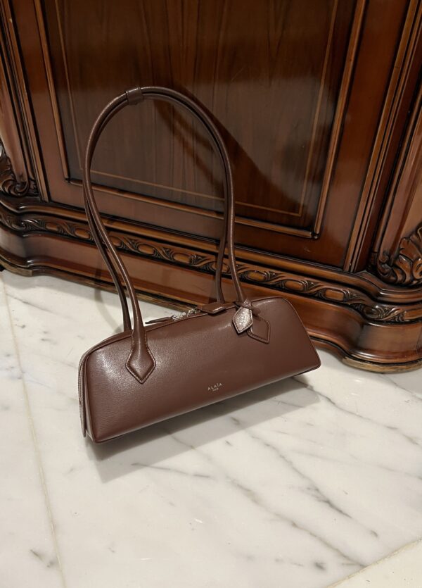 Alaia Le Teckel Dachshund Bag -33cm with original box free shipping