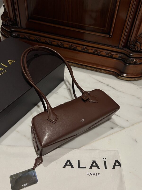 Alaia Le Teckel Dachshund Bag -33cm with original box free shipping