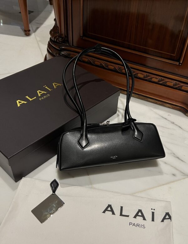 Alaia Le Teckel Dachshund Bag -33cm with original box free shipping