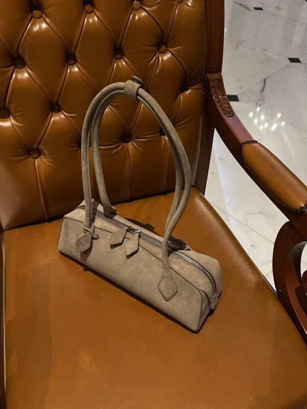 Alaia Le Teckel Dachshund Bag -33cm with original box free shipping