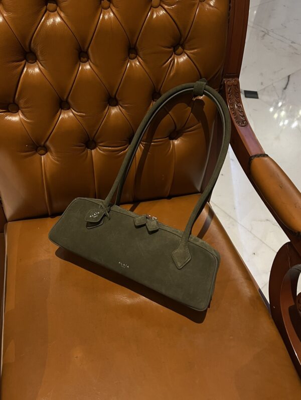 Alaia Le Teckel Dachshund Bag -33cm with original box free shipping