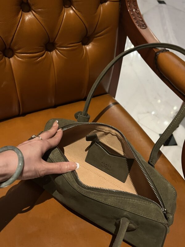Alaia Le Teckel Dachshund Bag -33cm with original box free shipping