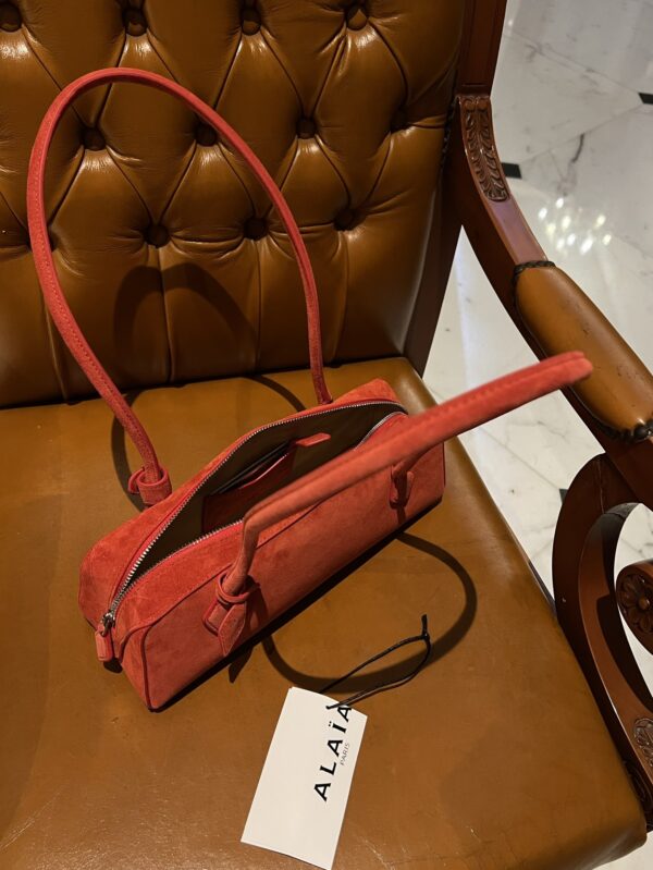 Alaia Le Teckel Dachshund Bag -33cm with original box free shipping